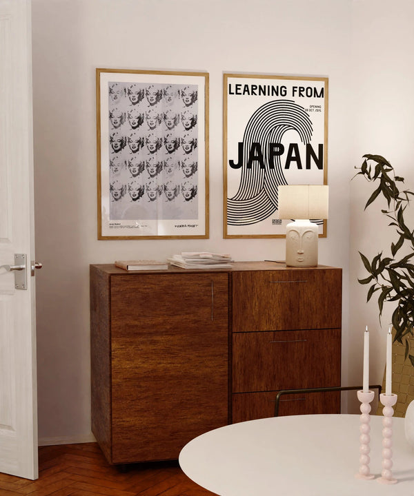 Learning From Japan Plakat med minimalistisk japansk design, ideel til moderne indretning.

